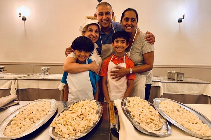 Rome Pasta & Tiramisu Making Class With Fine Wine - Class Itinerary