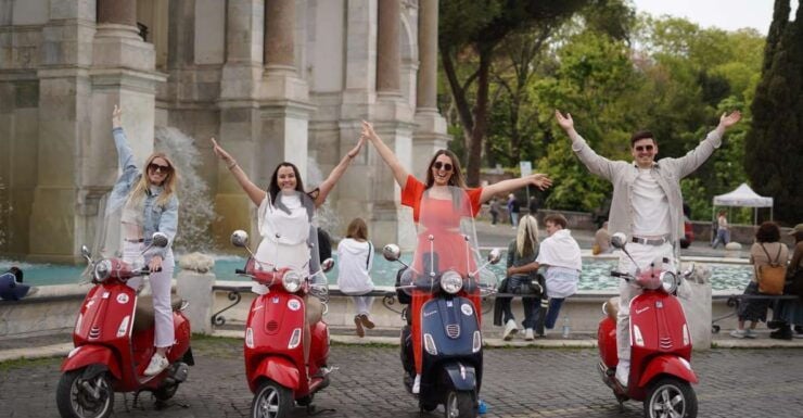 Rome: Photo Tour by Vespa Scooter - Tour Highlights
