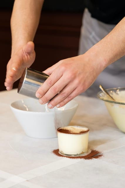 Rome: Pizza and Tiramisu Mastery Class With Meal and Drinks - Meeting Point and Customer Feedback