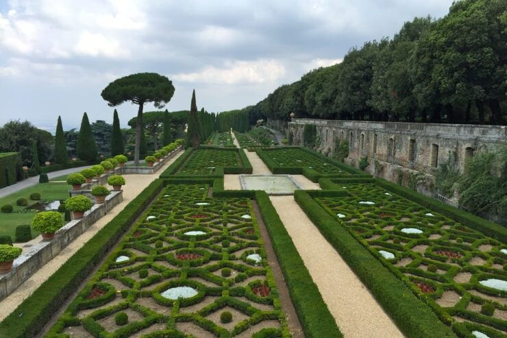 Rome: Pontifical Villa Gardens at Castel Gandolfo Minibus - Good To Know