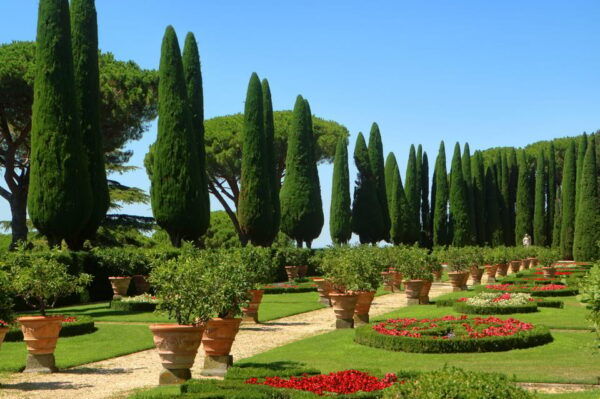 Rome: Pontifical Villa Gardens at Castel Gandolfo Minibus - The Sum Up
