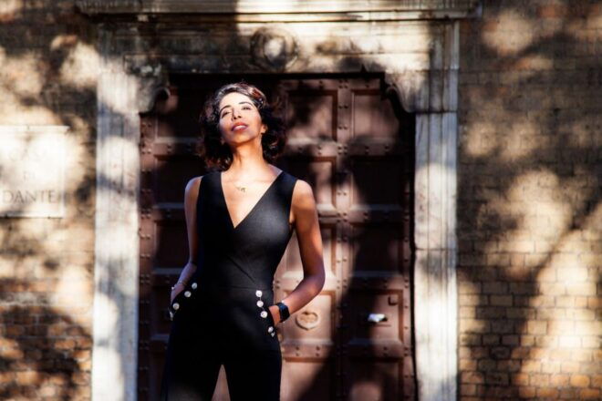 Rome: Private Car Tour With Professional Photo Shoot - Photographer and Experience Details