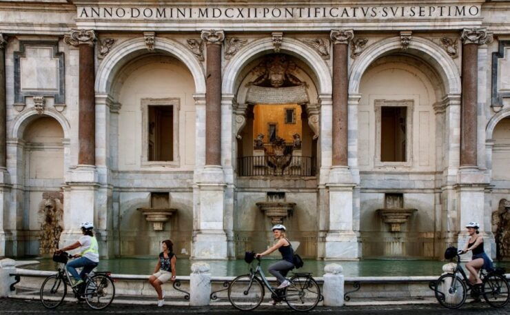Rome: Private Half-Day Bike Tour With E-Bike - Tour Highlights