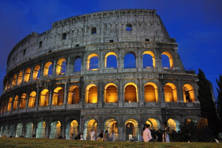 Rome: Private Night Walking Tour - Tour Experience