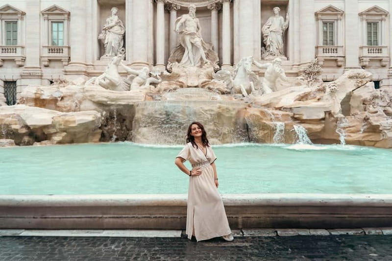 Rome: Private photoshoot at the Trevi Fountain Golden Hour - Good To Know