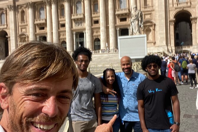 Rome Private Tour: Vatican Museums Ticket and Guide - Positive Reviews of the Tour Guide