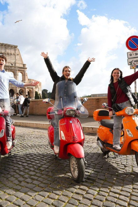 Rome: Private Vespa Tour With Guide and Photographer - Meeting Point and Languages