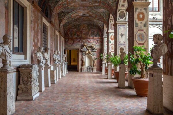 Rome: Private Walking Tour of Castel SantAngelo - Additional Tips