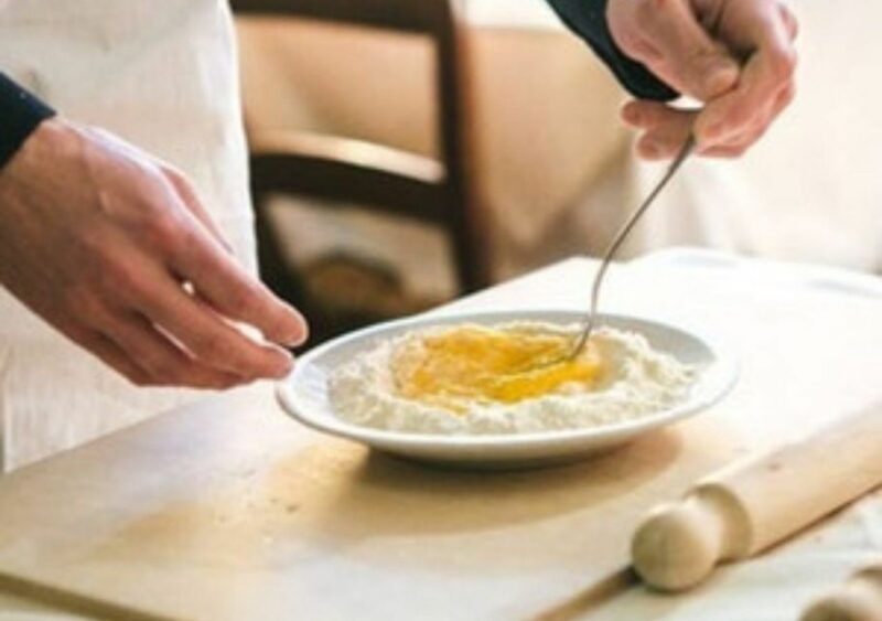Rome: Ravioli, Fettuccine and Tiramisu Cooking Class - Good To Know