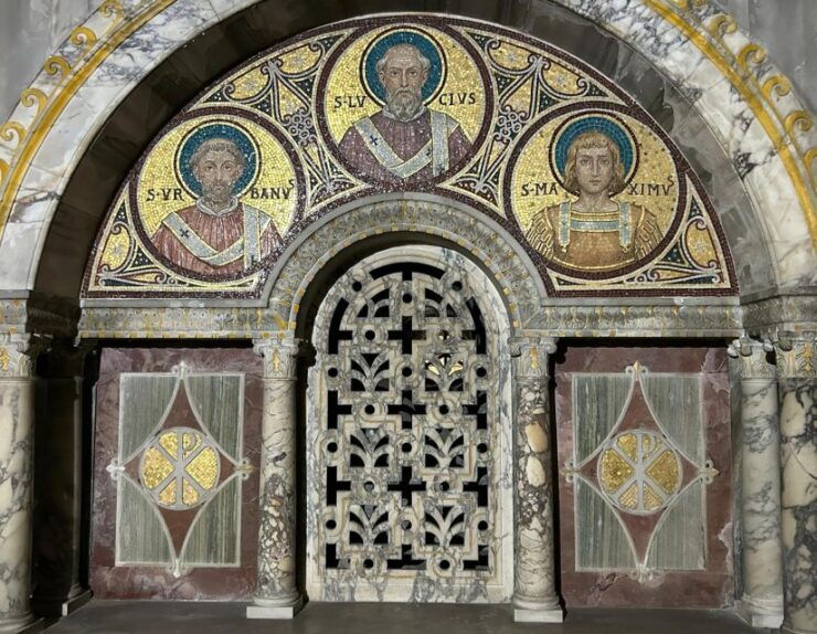 Rome: Religious Life Trastevere Walking Tour - Good To Know