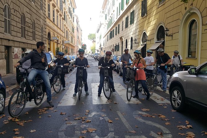 Rome: Rental Bicycle 24 Hours - Rental Details