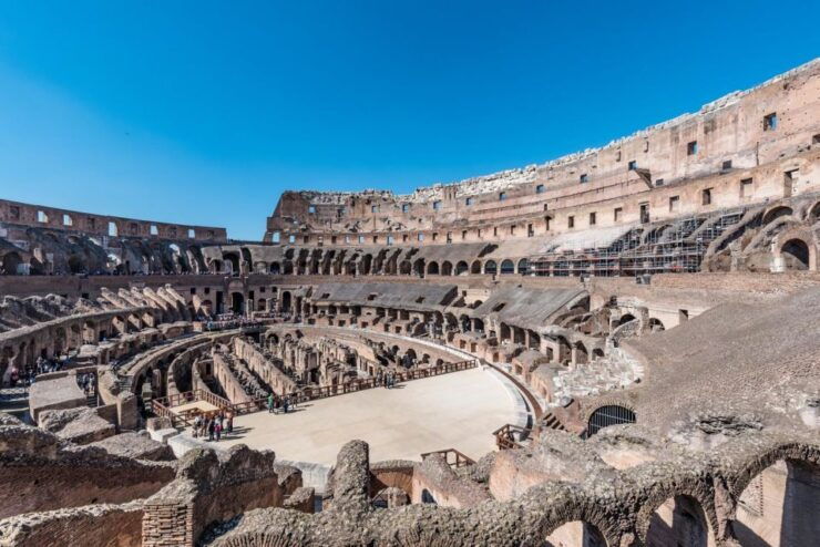 Rome: Roman Piazzas With Colosseum and Roman Forum Tour - Tour Description
