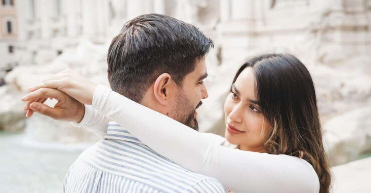 Rome: Romantic Couple Photoshoot at Trevi Fontain - Good To Know