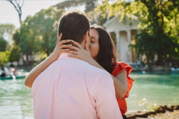 Rome: Romantic Couple Photoshoot at Villa Borghese - Frequently Asked Questions