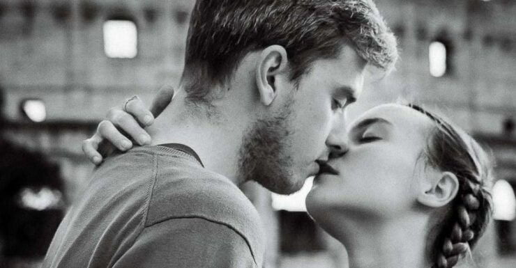 Rome: Romantic Couple Photoshoot VIP - 2 or 3 Different Spot - Activity Details