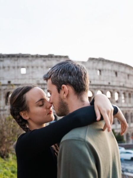 Rome: Romantic Couple Photoshoot VIP - 2 or 3 Different Spot - Frequently Asked Questions