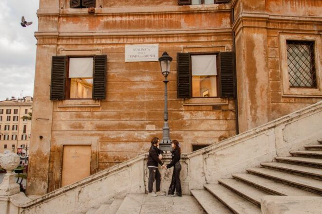 Rome: Romantic Photoshoot at Spanish Steps and Pincio - Inclusions