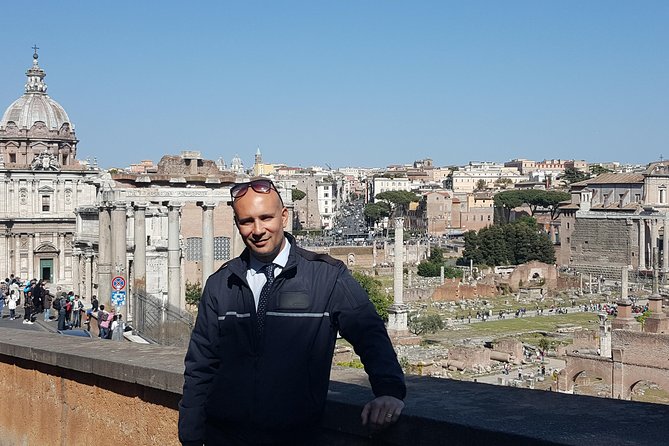 Rome Sightseeing Pre- or Post-Cruise Tour With Transfers - Exploring Rome on Foot