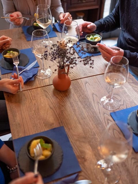 Rome: Small Group Wine Tasting Experience With a Sommelier - Booking Information