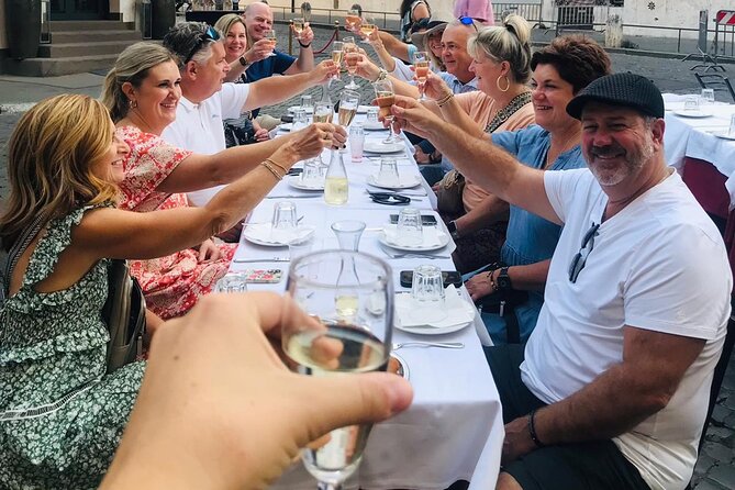 Rome: Social Table Dinner Experience With a Local Foodie - Overview of the Experience