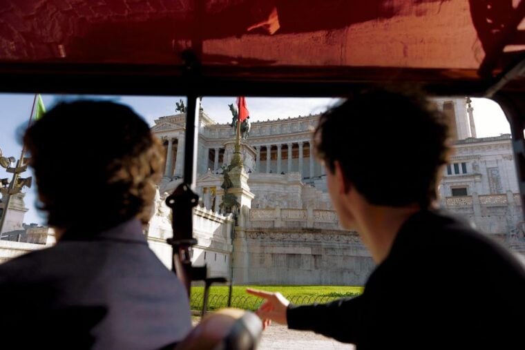 Rome: Squares and Fountains Golf Cart Tour - Customer Experiences and Reviews