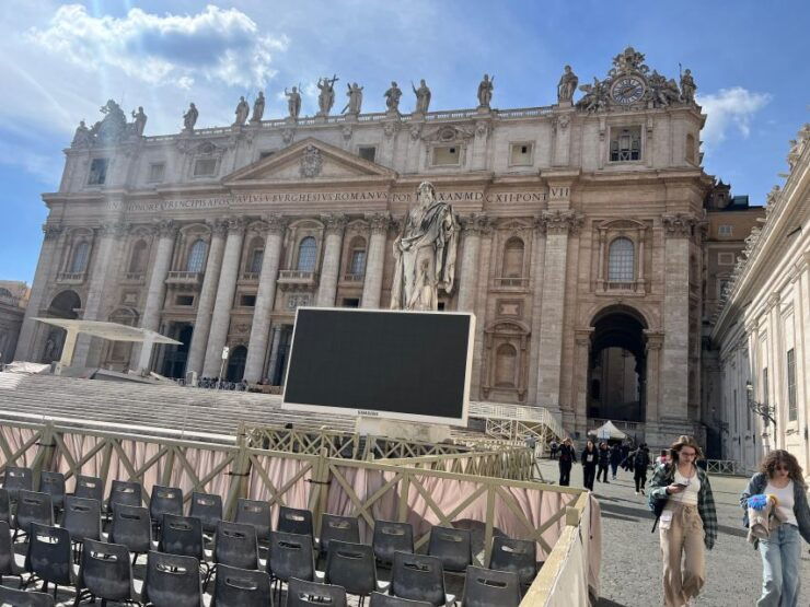 Rome: St Peters Basilica and Papal Tomb Guided Tour - Good To Know