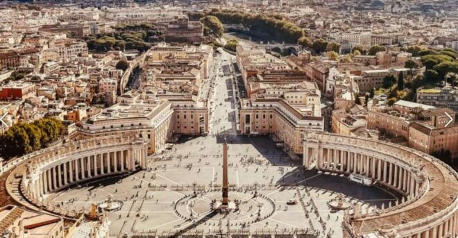 Rome: St. Peters Basilica Express Guided Tour - Experience Highlights