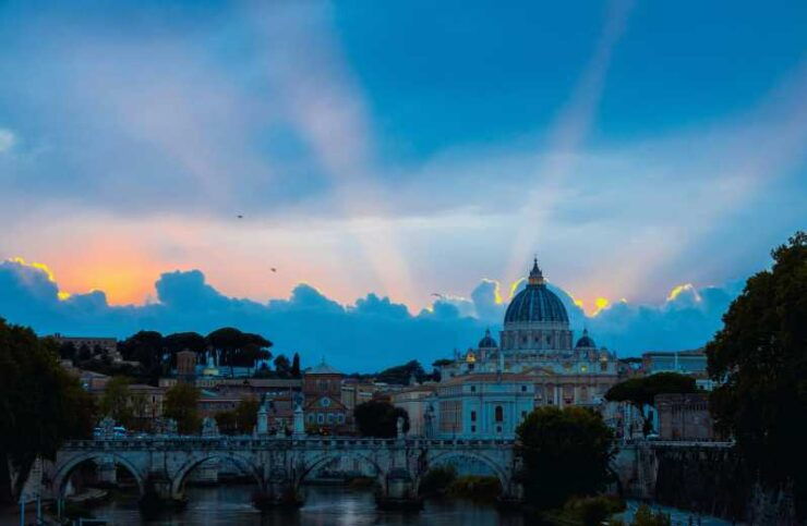 Rome: St. Peters Basilica, Papal Tombs, and Dome Tour - Good To Know