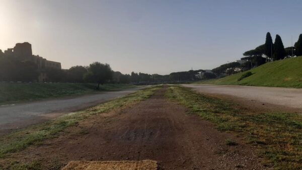 Rome: Sunrise From Appian Way to the City Center E-Bike Tour - Meeting Point Information