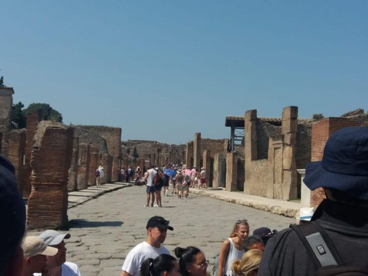 Rome to Pompeii and Royal Palace of Caserta Private Tour - Itinerary