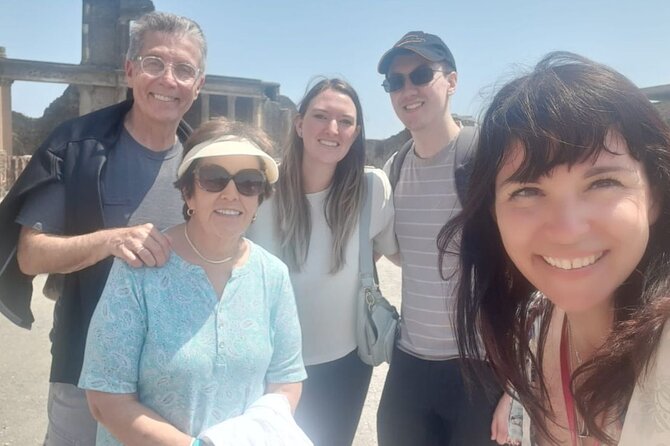 Rome to Pompeii Guided Tour With Wine & Lunch by High Speed Train - Itinerary Highlights