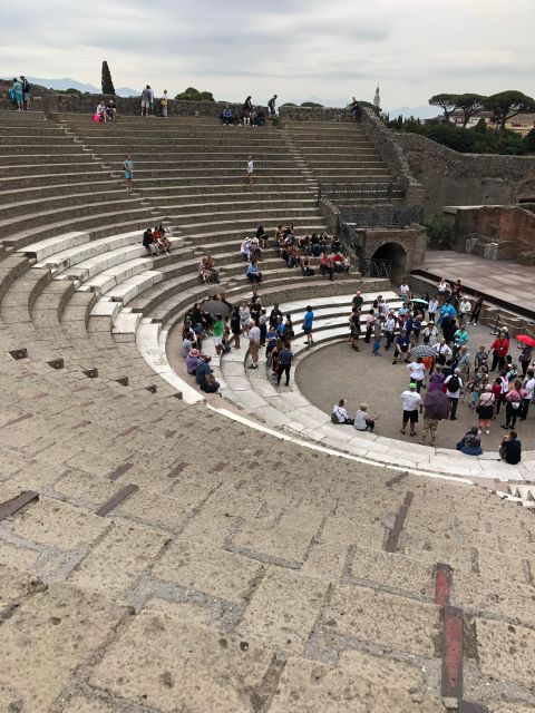 Rome: Top 30+ Sights Walking Tour and Colosseum Expereince - Meeting Point