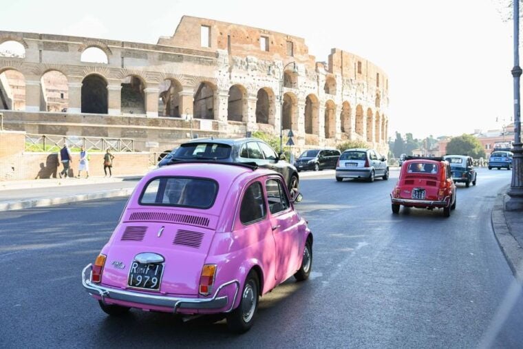 Rome: Tour in a Vintage 60s Fiat 500 with Paparazzi Photo - The Experience Inside the Fiat 500