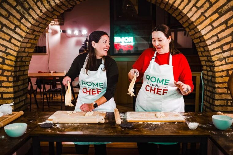 Rome: Traditional Pasta, Spritz & Tiramisu Cooking Class - Class Structure