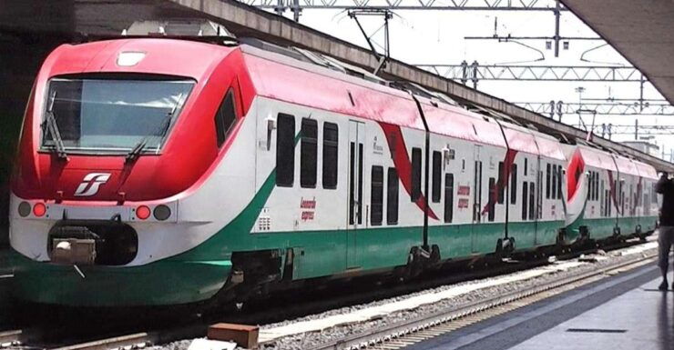 Rome: Transfer From Termini Station to Fiumicino Airport - Departure Frequency and Location