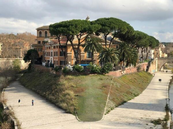 Rome: Trastevere and Jewish Ghetto Highlights Tour - Jewish Ghetto Exploration