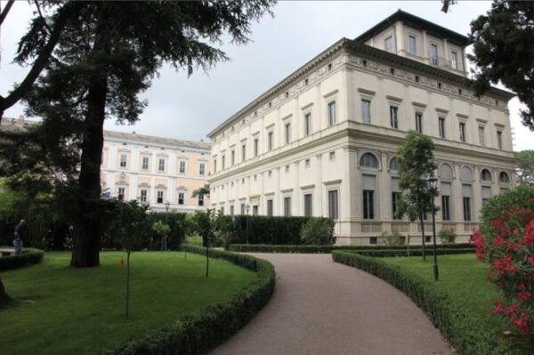 Rome: Trastevere and Villa Farnesina Guided Tour - Description