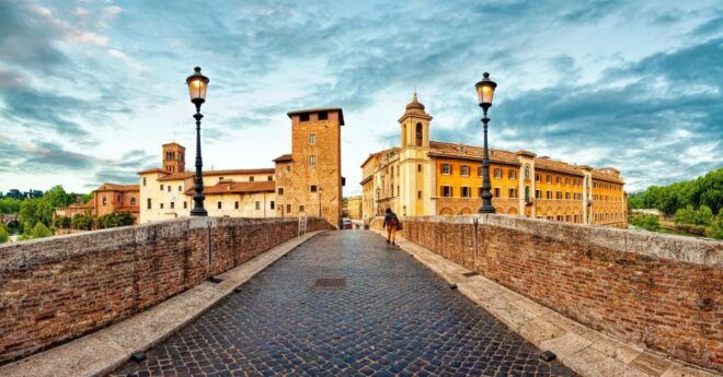 Rome: Trastevere Food Tour & Dinner in a Roman Villa - Meeting Point and Information