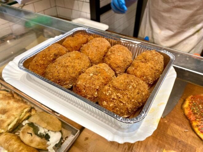 Rome: Trastevere Street Food Tour With a Local Guide - Meeting Point