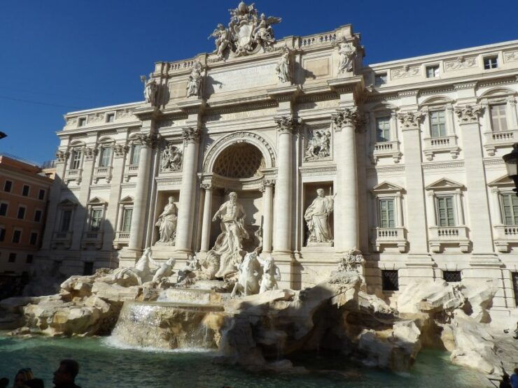 Rome: Trevi Fountain and Navona Square Underground Tour - Tour Duration and Language Options