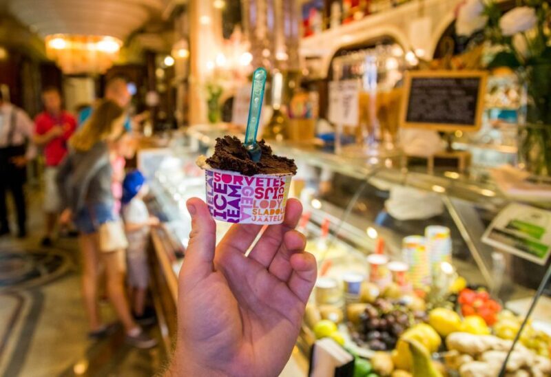 Rome: Trevi Fountain, Spanish Steps & Pantheon Walking Tour - Good To Know