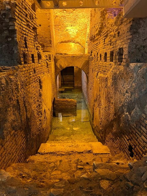 Rome: Trevi Fountain Underground Guided Walking Tour - Experience and Itinerary