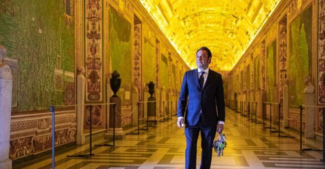 Rome: Turn the Lights on at the Vatican Museums - Culinary Delights at Cortile Della Pigna