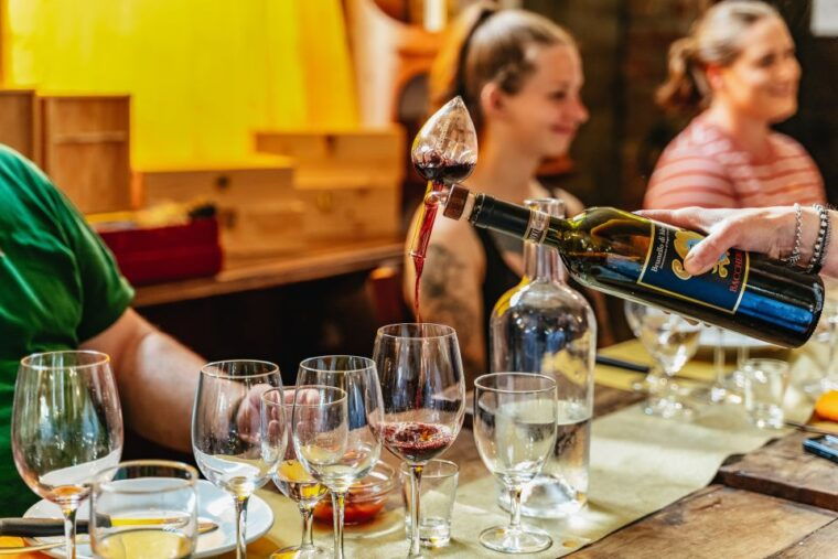 Rome: Tuscany & Montepulciano Day Trip With Lunch & Wines - Meeting Point and Important Information
