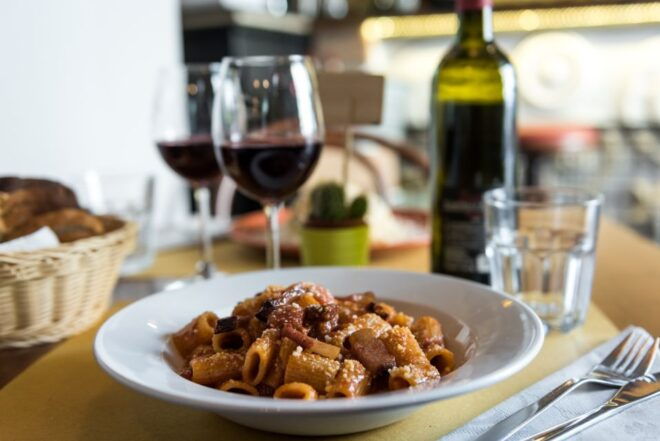 Rome: Twilight Trastevere Food Tour With Wine Tasting - Full Description