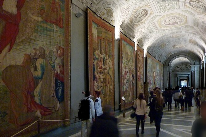 Rome: Vatican Museum and Sistine Chapel Half Day Private Tour - Meeting Point Details