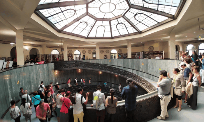 Rome: Vatican Museums & Sistine Chapel Tour With Fast Entry - Tips for Making the Most of Your Tour