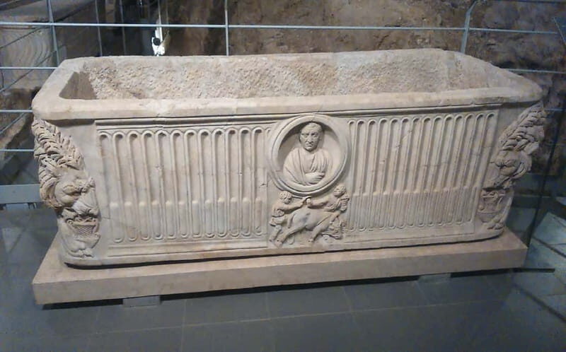 Rome: Vatican Necropolis and Via Triumphalis Guided Tour - Who Is This Tour Best For?