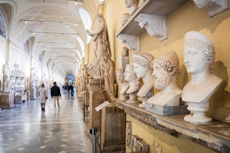 Rome: Vatican, Sistine Chapel, St. Peter's Small-Group Tour - FAQ