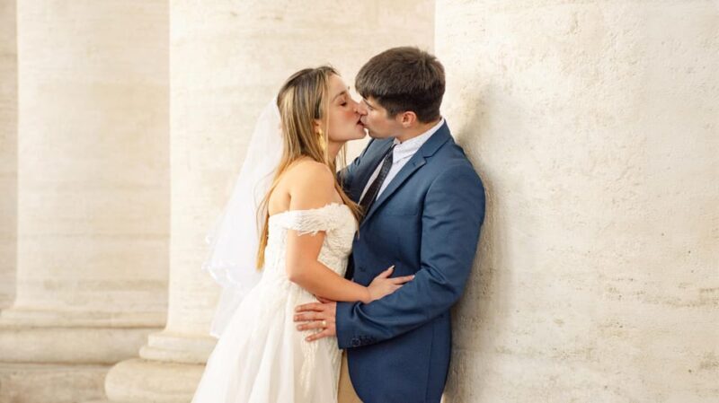 Rome: Vatican, St Peters Sq & Castel SantAngelo PhotoShoot - FAQ